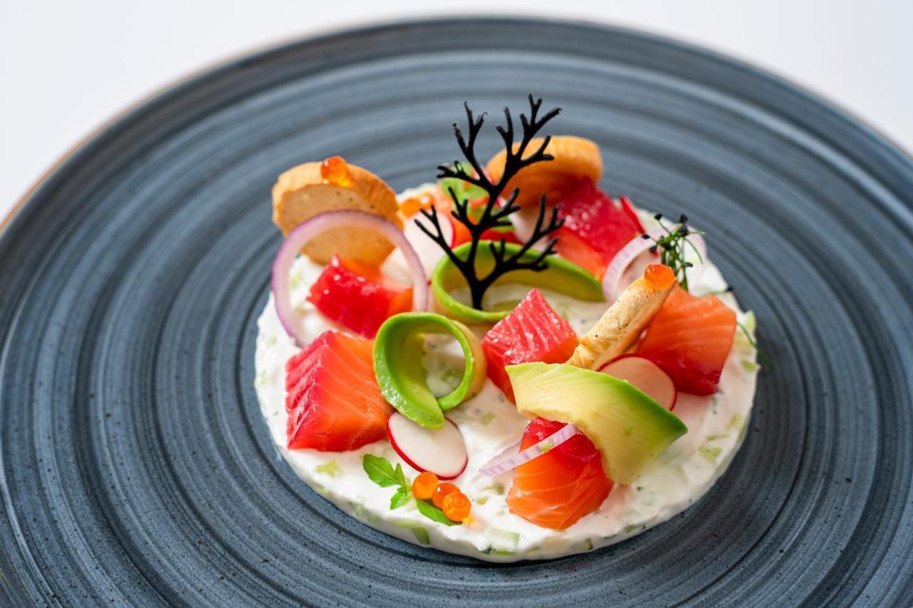 Villa Rosa Hotel Desenzano เดเซนซาโนเดลการ์ดา ภายนอก รูปภาพ